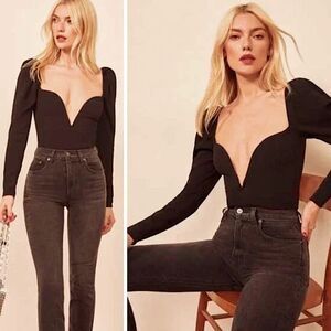 Reformation Reformation Roma Black 90’s Deep V Puff Top Size Small New with tags